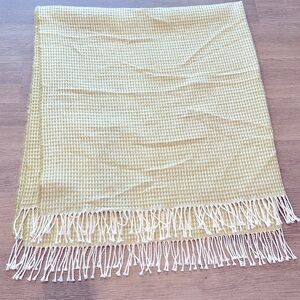 Nido Notte Italia Checked Pale Green Throw Blanket with Fringe